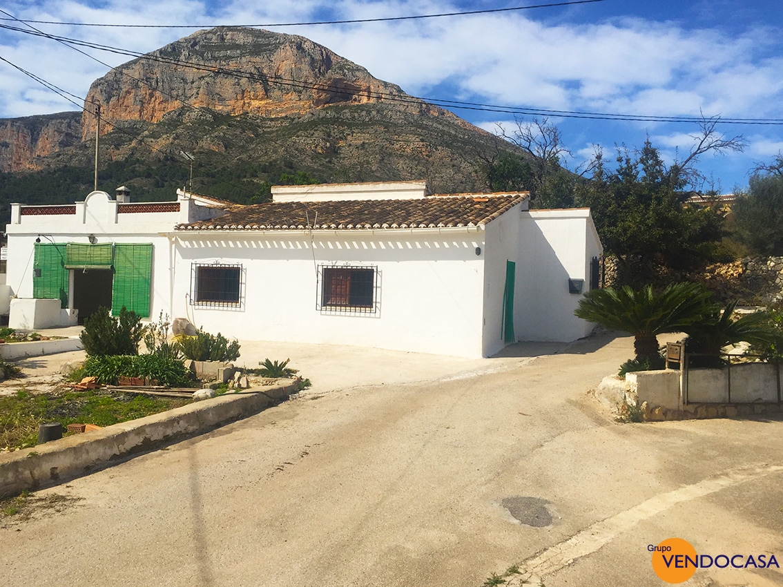 Tradicional villa at Montgo Javea to reform title=