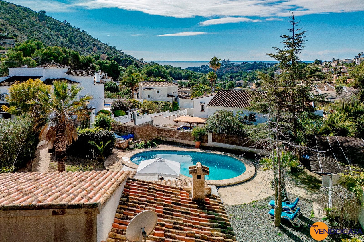 Cute small villa at Portet Moraira