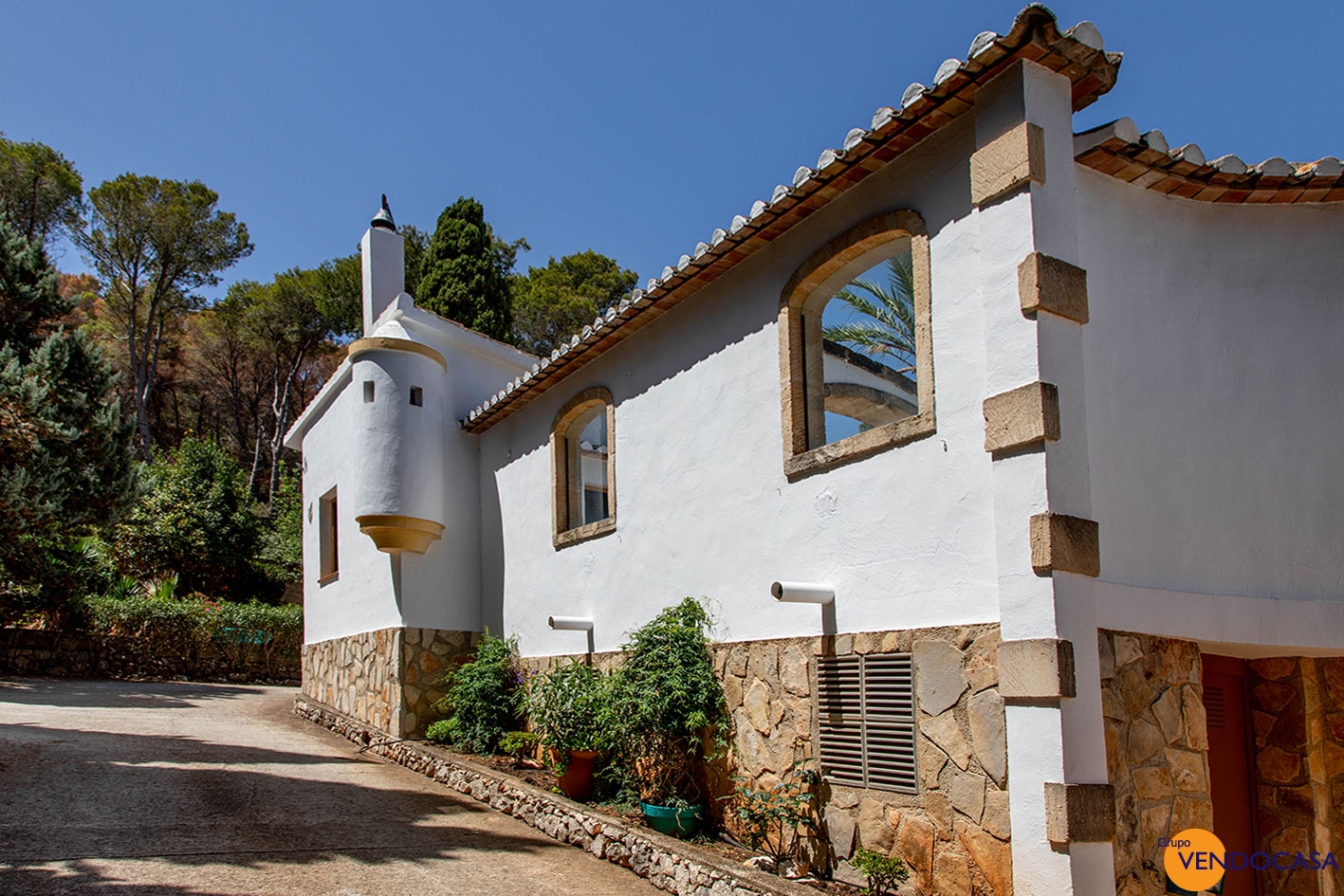 Large traditional finca at Pedreguer