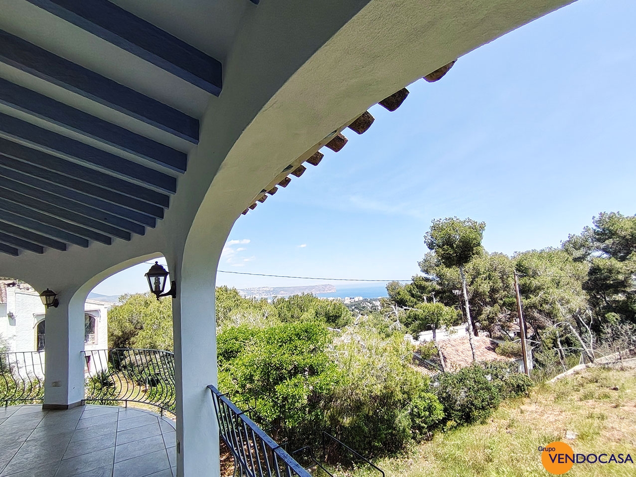 Stunning villa with seaview