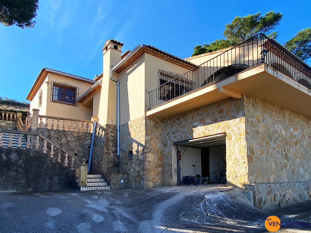 Unique located seaview villa in Javea