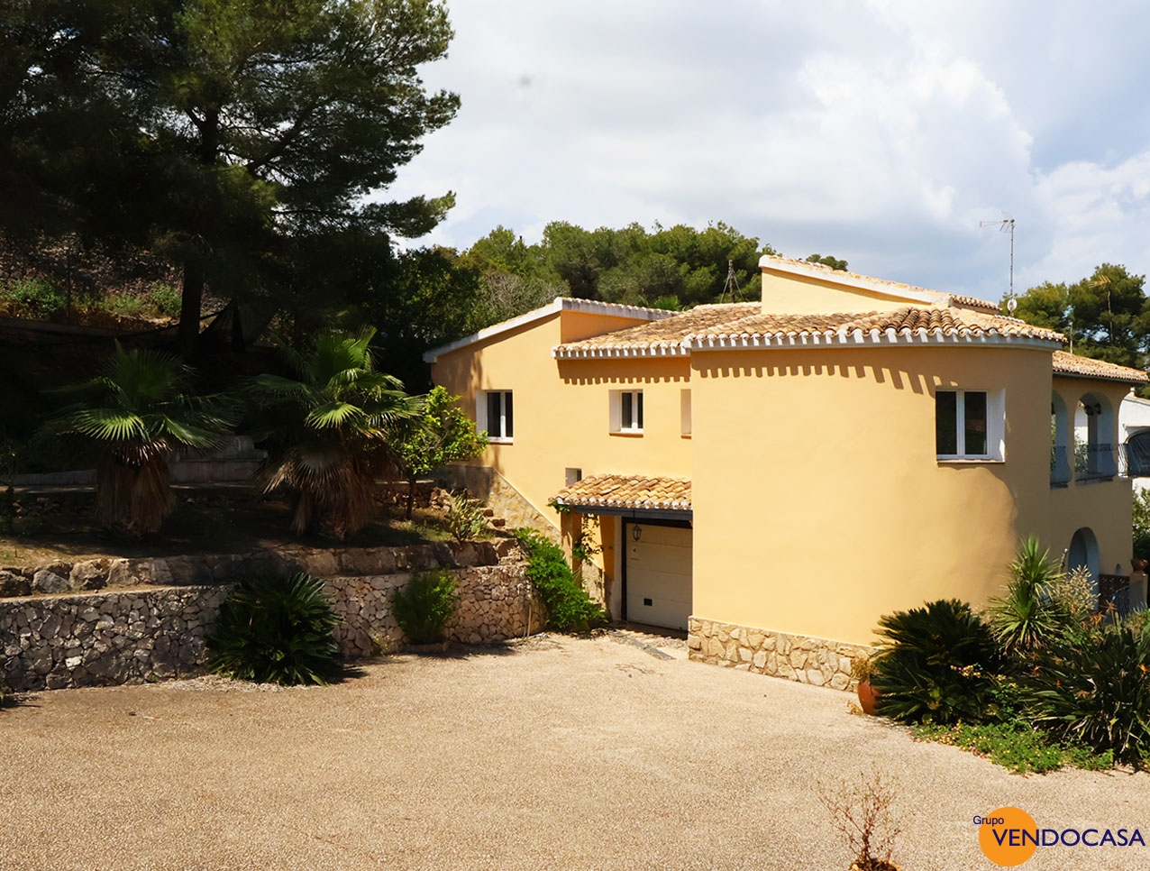 Stunning villa with seaview