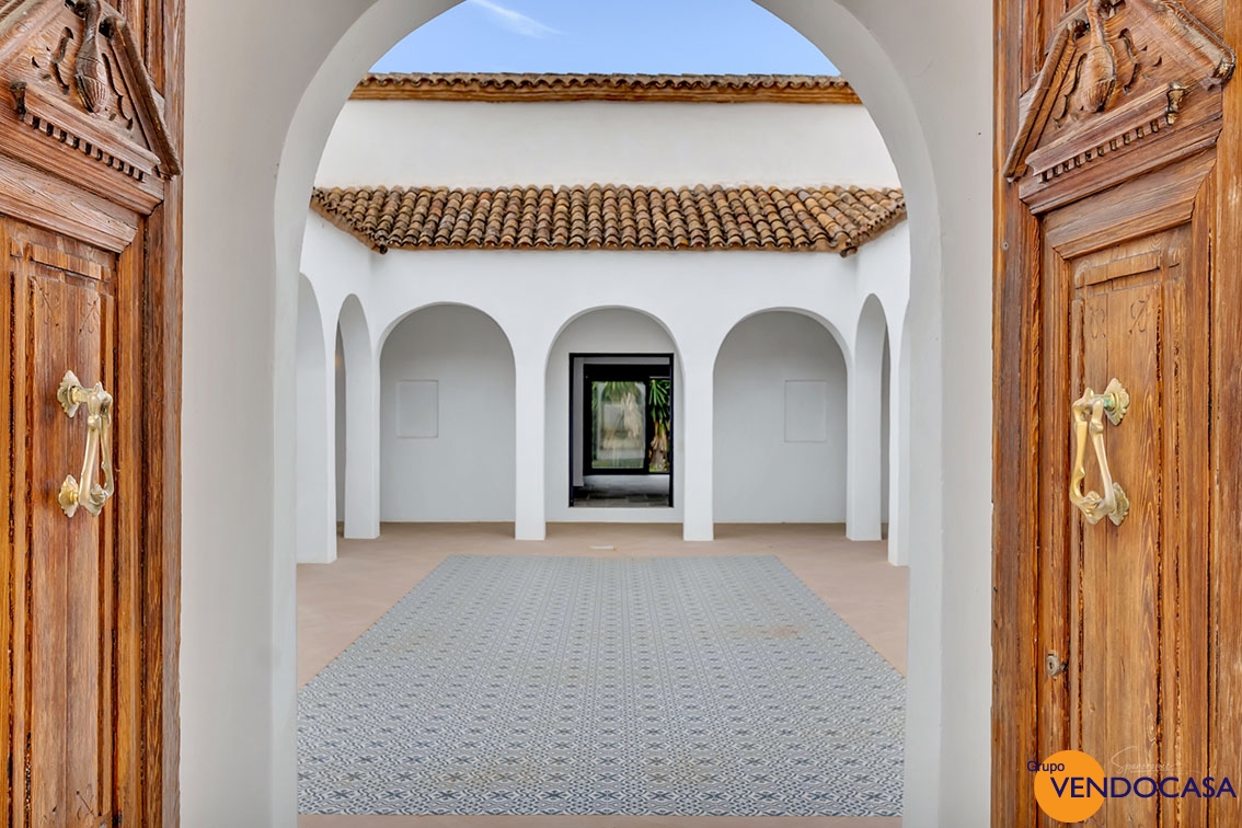 Beautiful Andalusian style finca